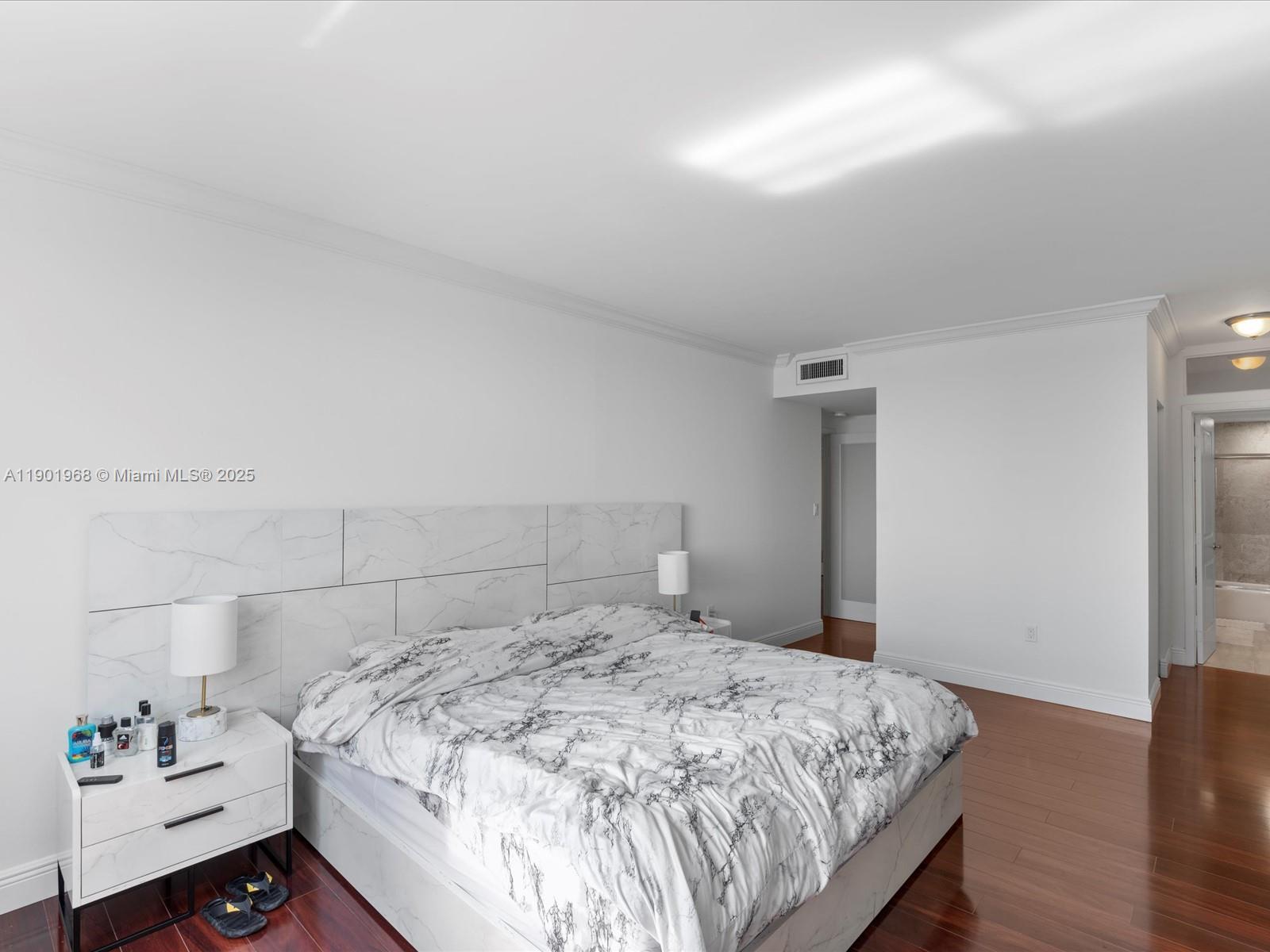 500 Bayview Dr #1722 Sunny Isles Beach, FL 33160