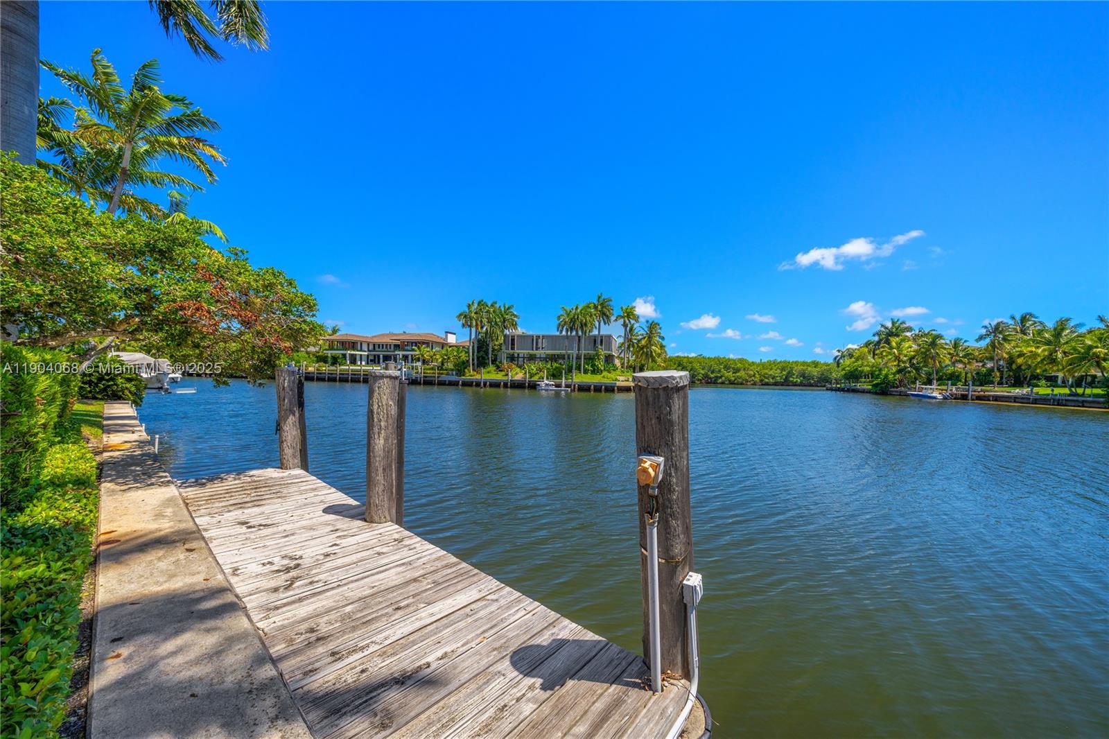 600 Marquesa Dr Coral Gables, FL 33156