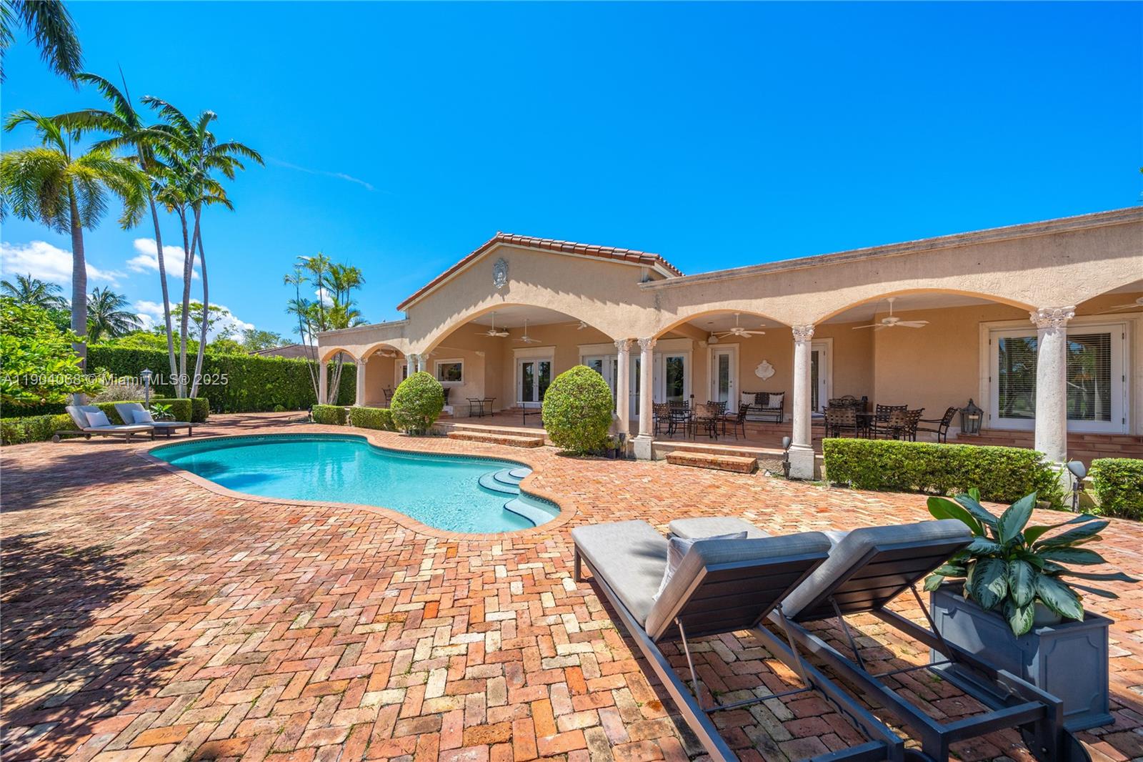 600 Marquesa Dr Coral Gables, FL 33156