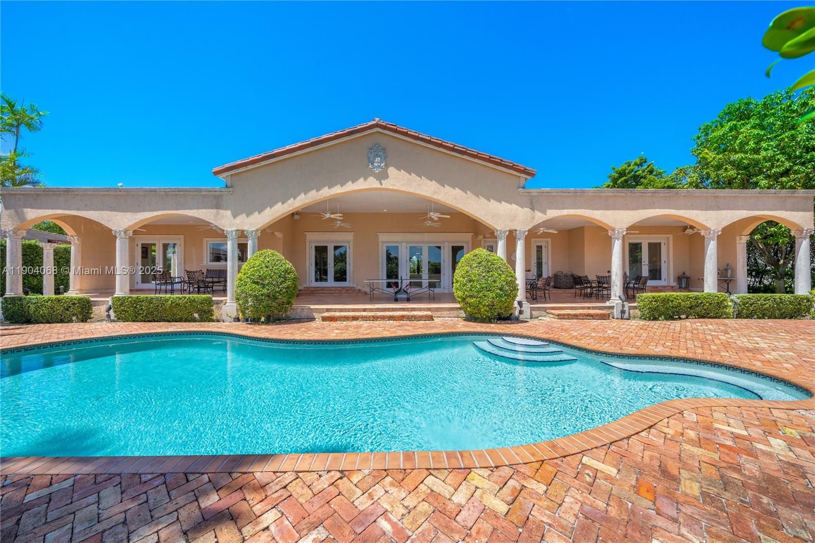 600 Marquesa Dr Coral Gables, FL 33156