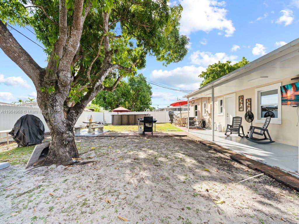 14761 Pierce St Miami, FL 33176