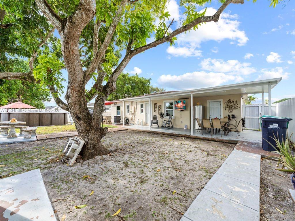 14761 Pierce St Miami, FL 33176