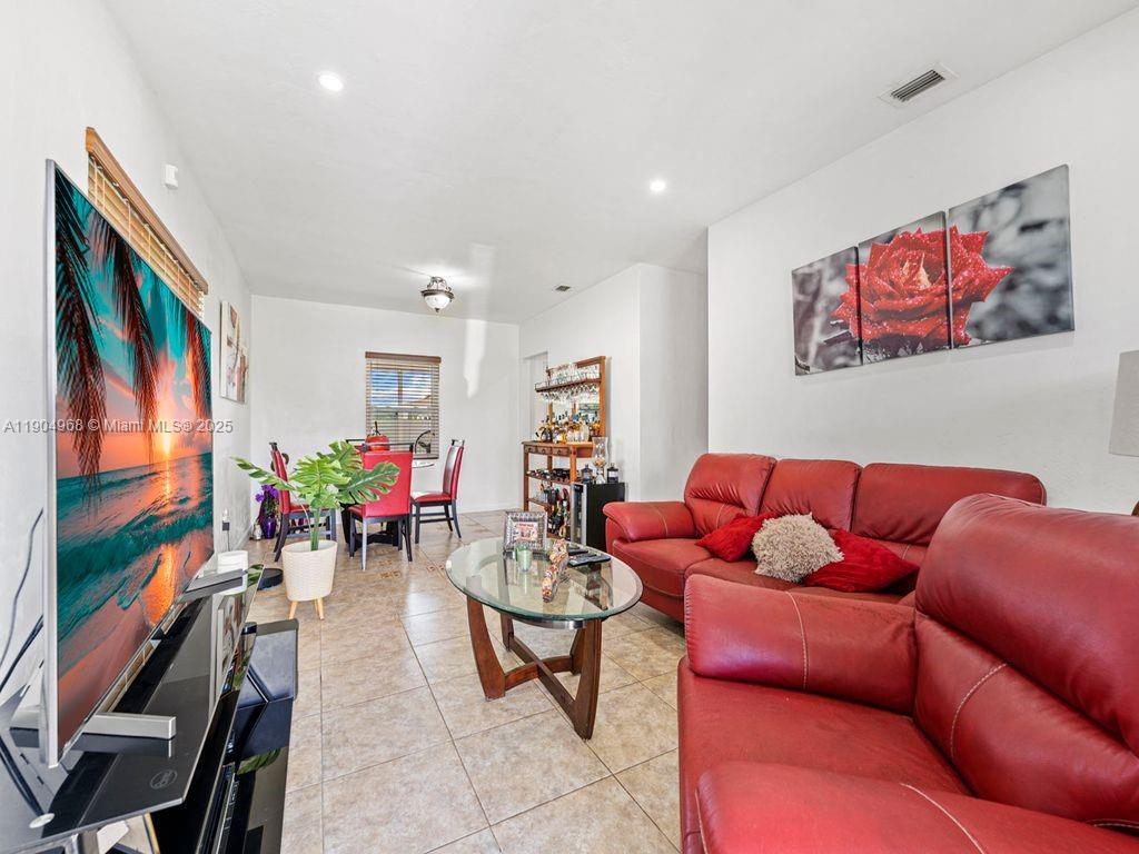 14761 Pierce St Miami, FL 33176