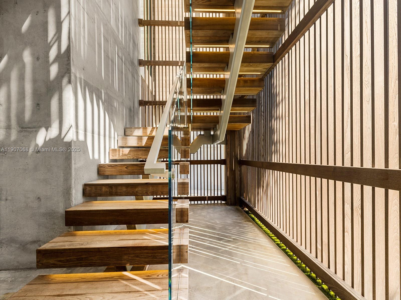 236 Costa Bravo Dr Islamorada, FL 33036