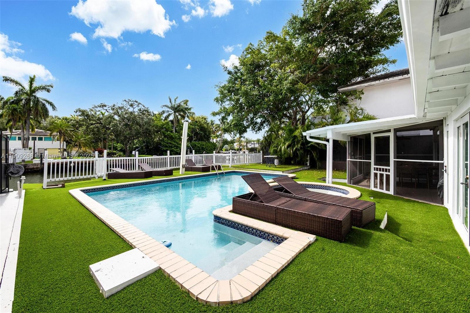 7701 NE 8th Ave Miami, FL 33138