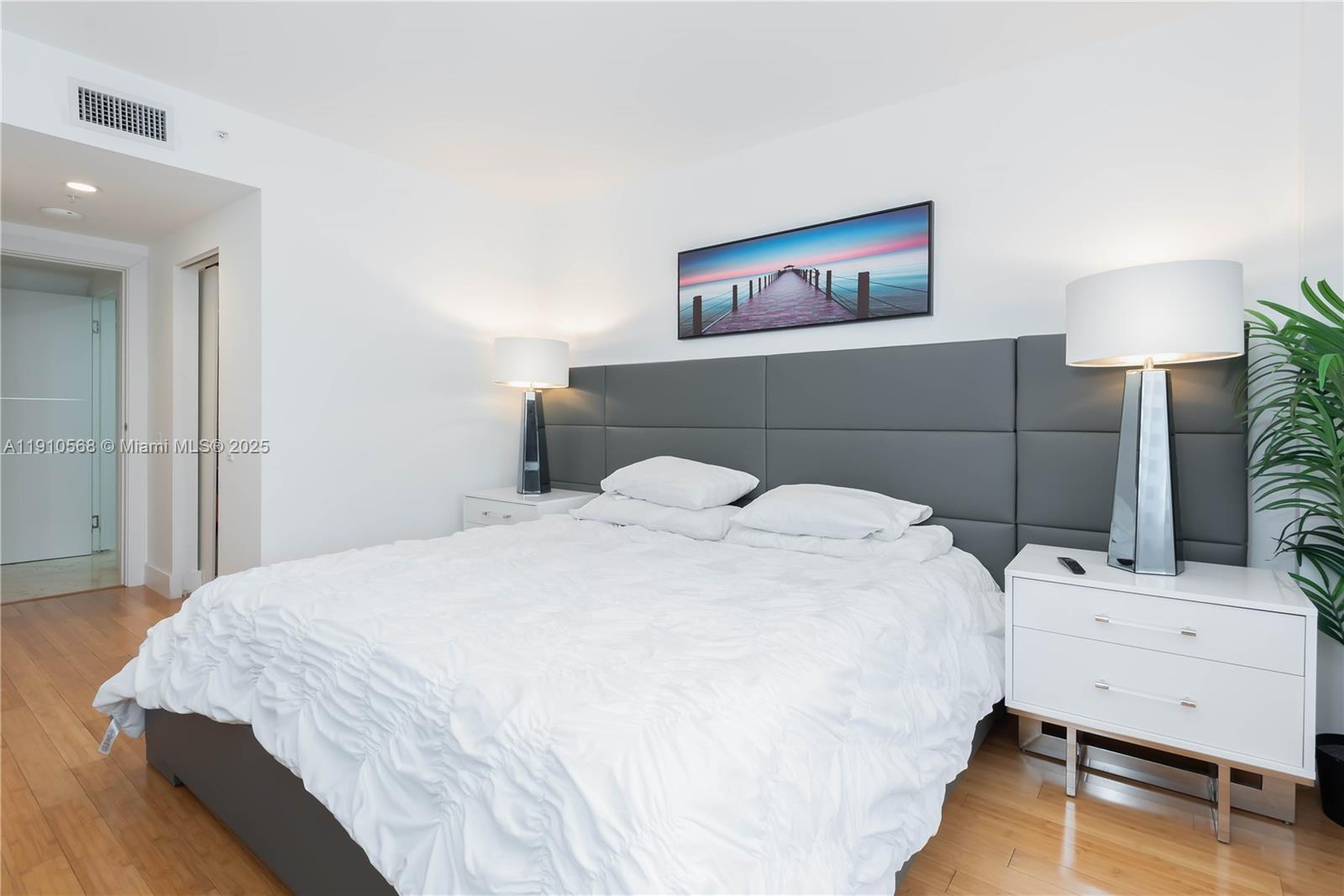 701 Brickell Key Blvd #1912 Miami, FL 33131