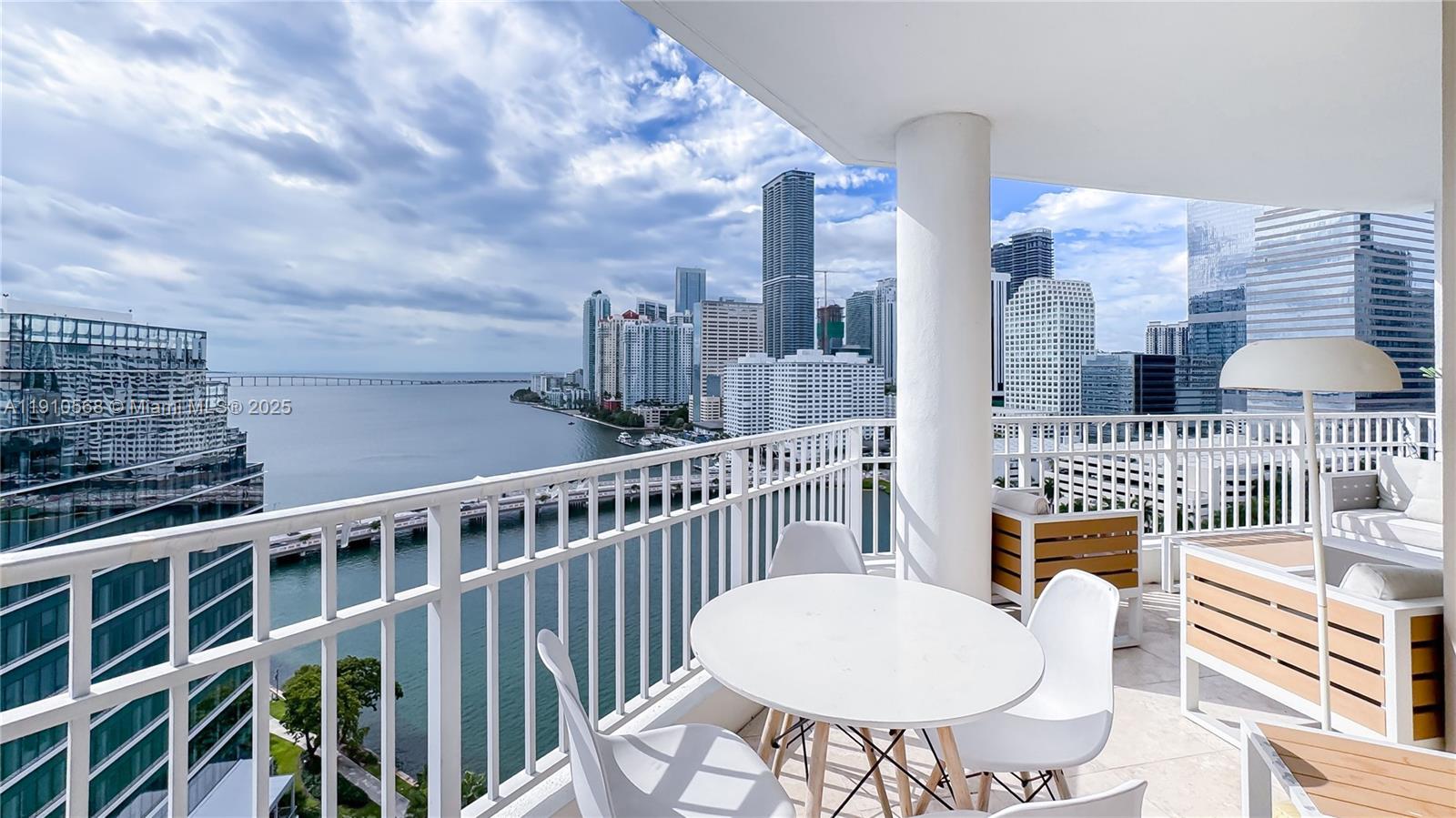 701 Brickell Key Blvd #1912 Miami, FL 33131