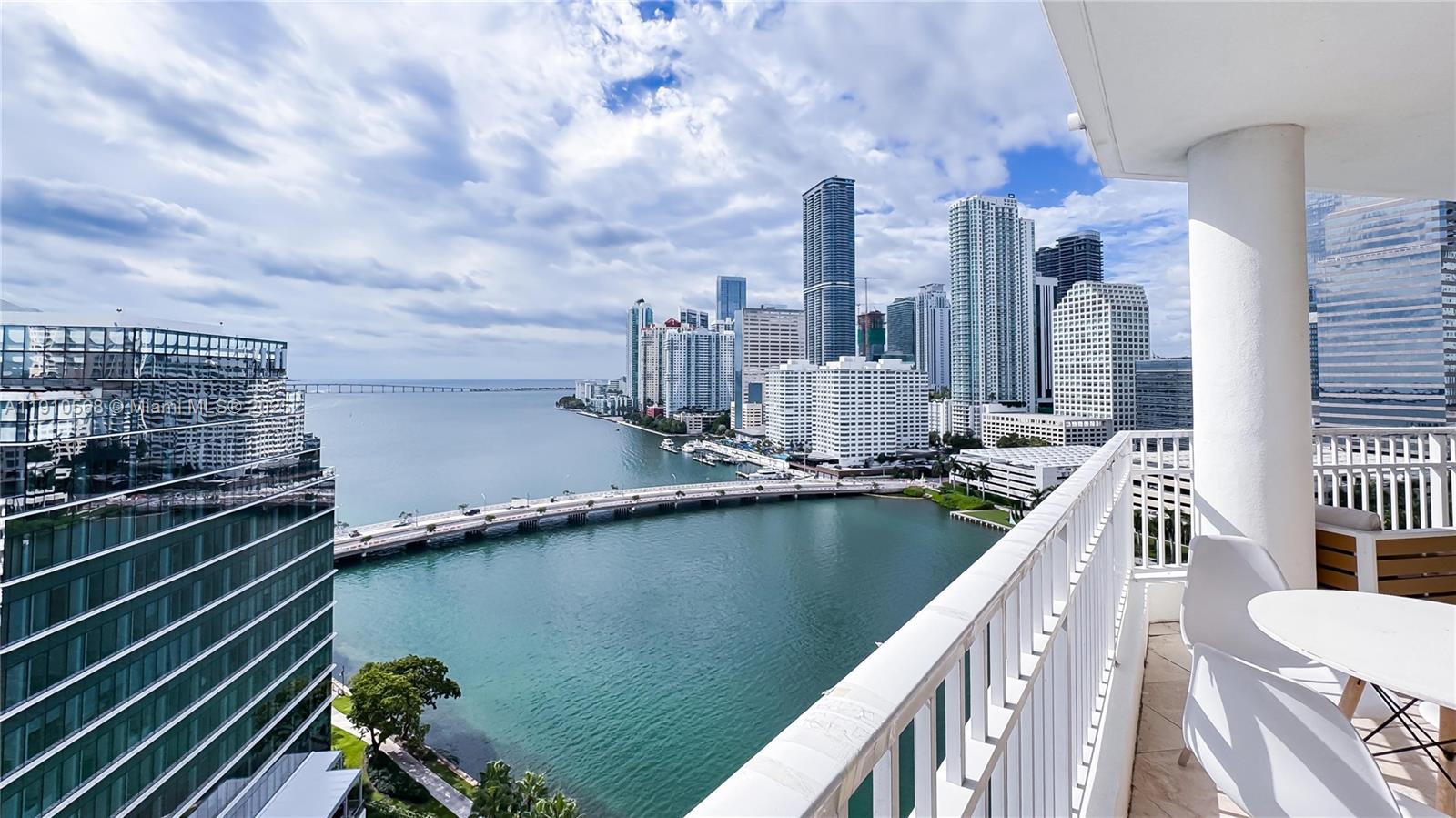 701 Brickell Key Blvd #1912 Miami, FL 33131