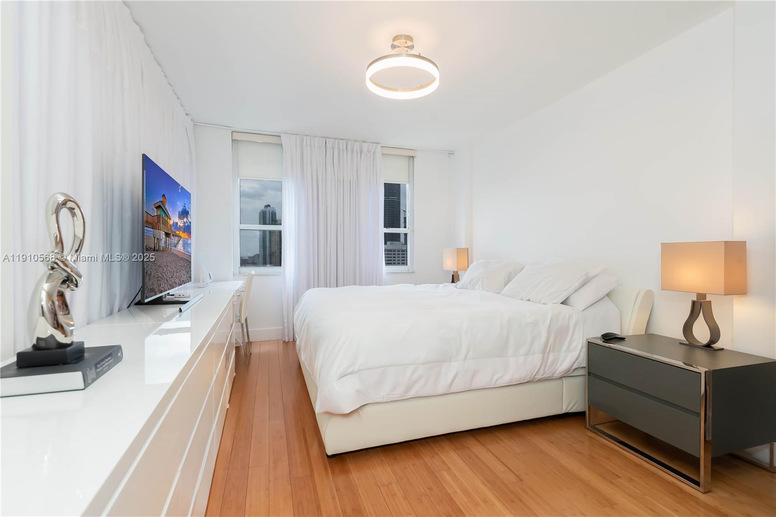 701 Brickell Key Blvd #1912 Miami, FL 33131