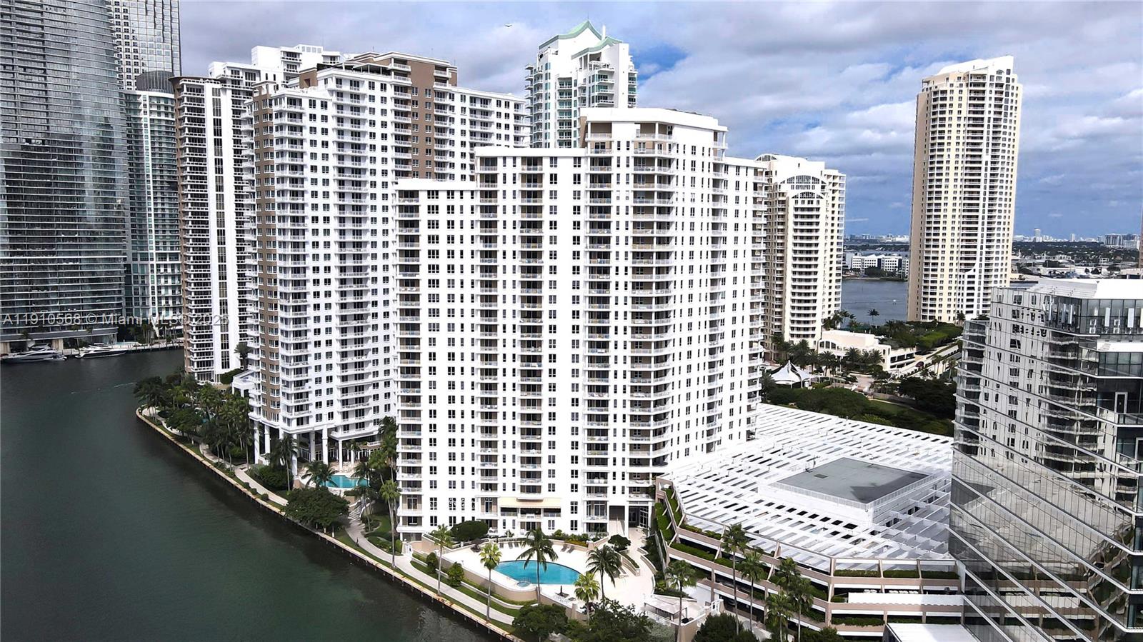701 Brickell Key Blvd #1912 Miami, FL 33131