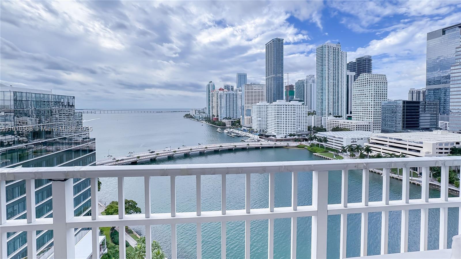 701 Brickell Key Blvd #1912 Miami, FL 33131