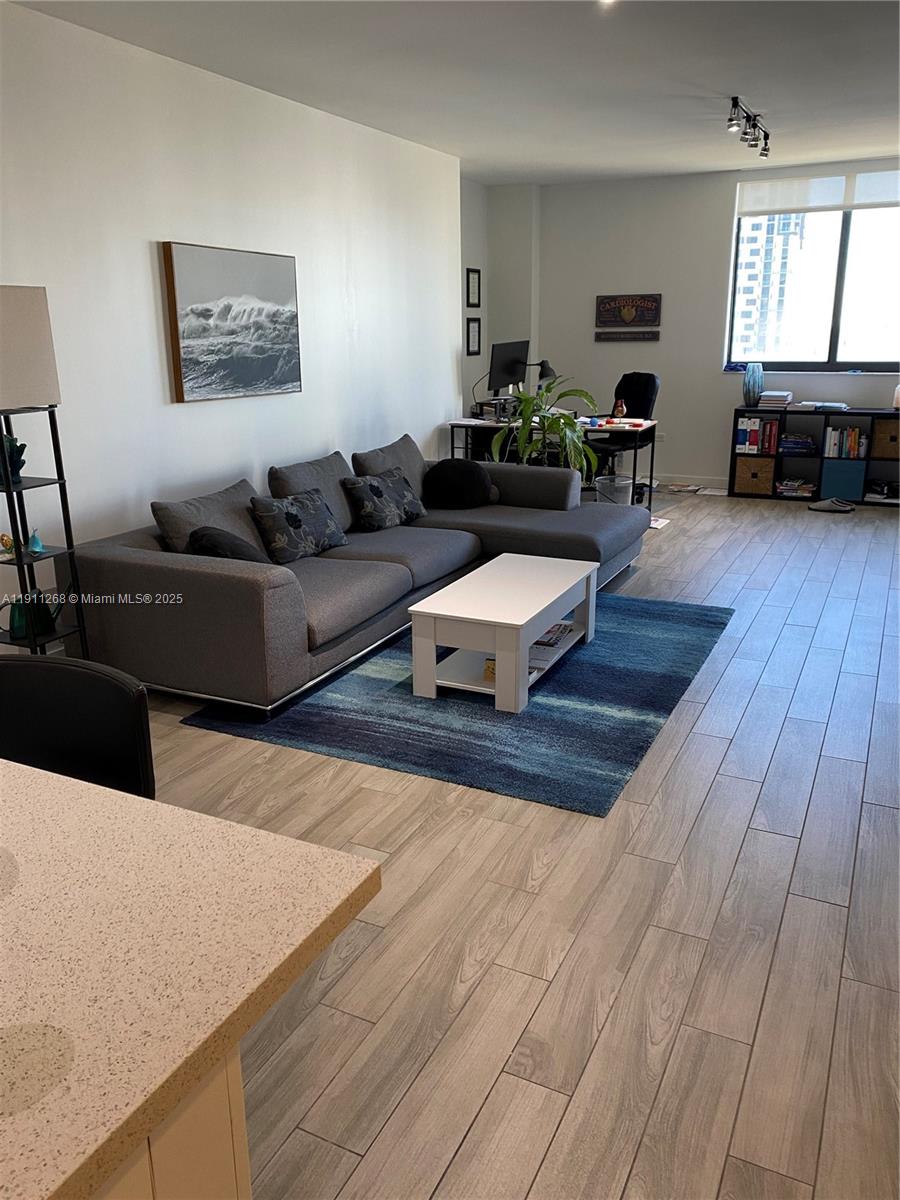 image Nine at Mary Brickell Village2