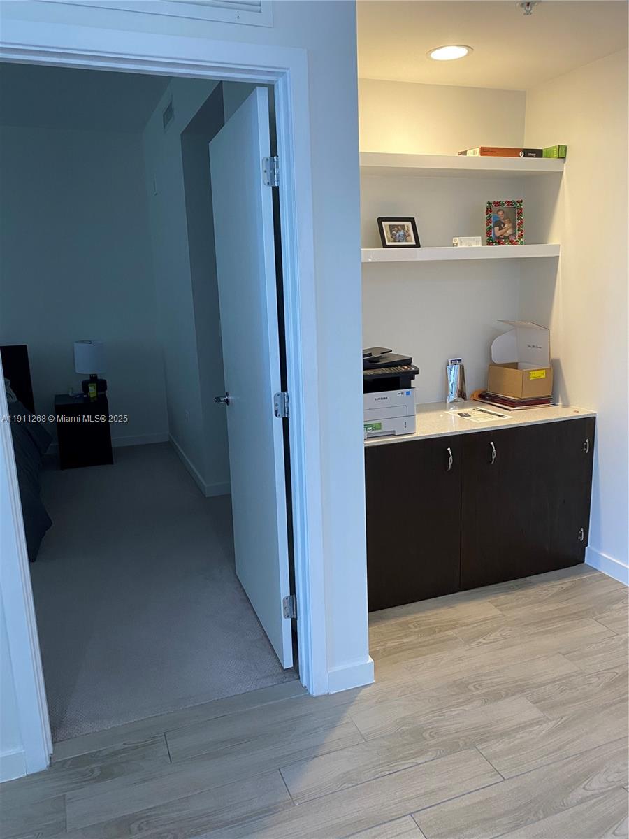 image Nine at Mary Brickell Village4