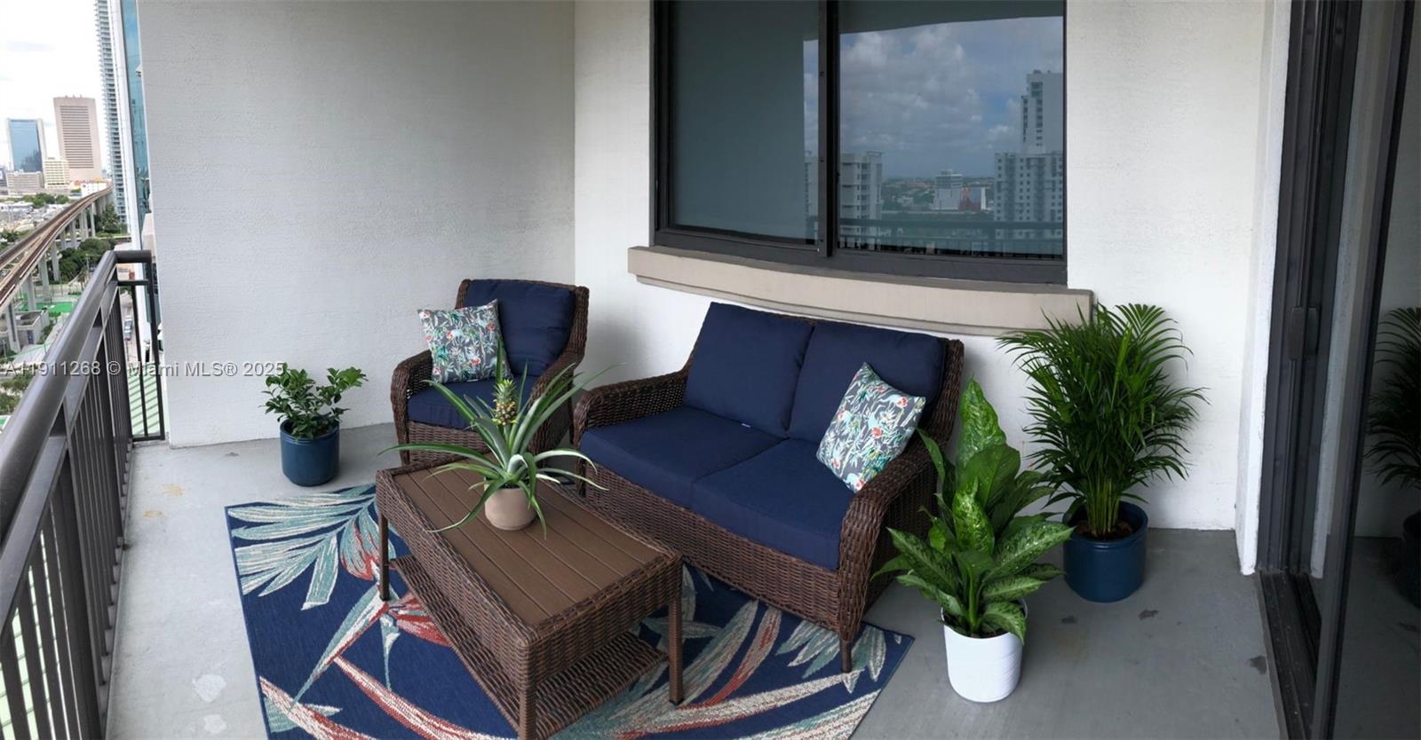 image Nine at Mary Brickell Village7