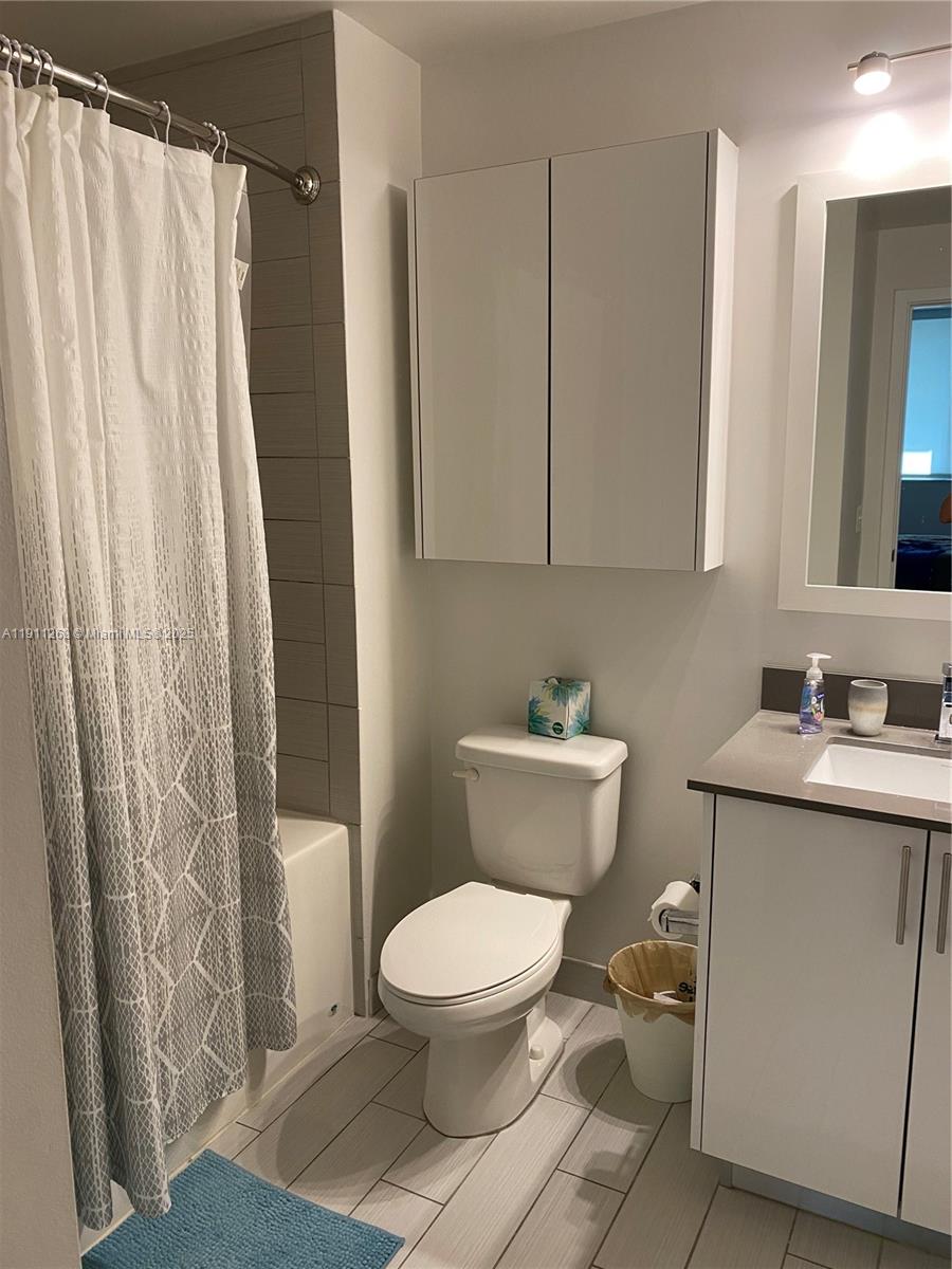 image Nine at Mary Brickell Village8