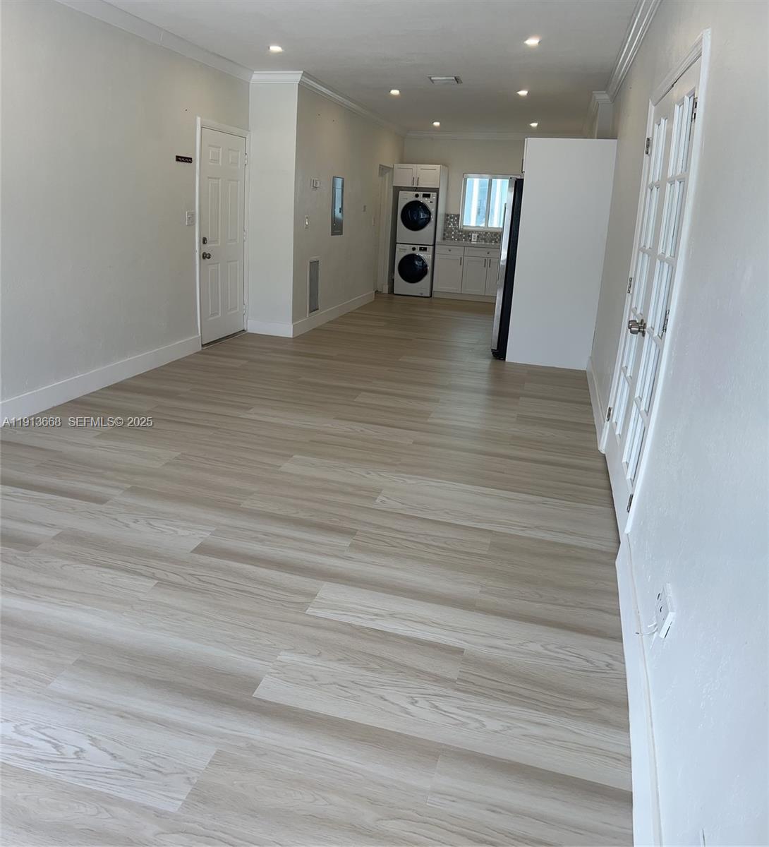 1990 Bay Dr #17 Miami Beach, FL 33141