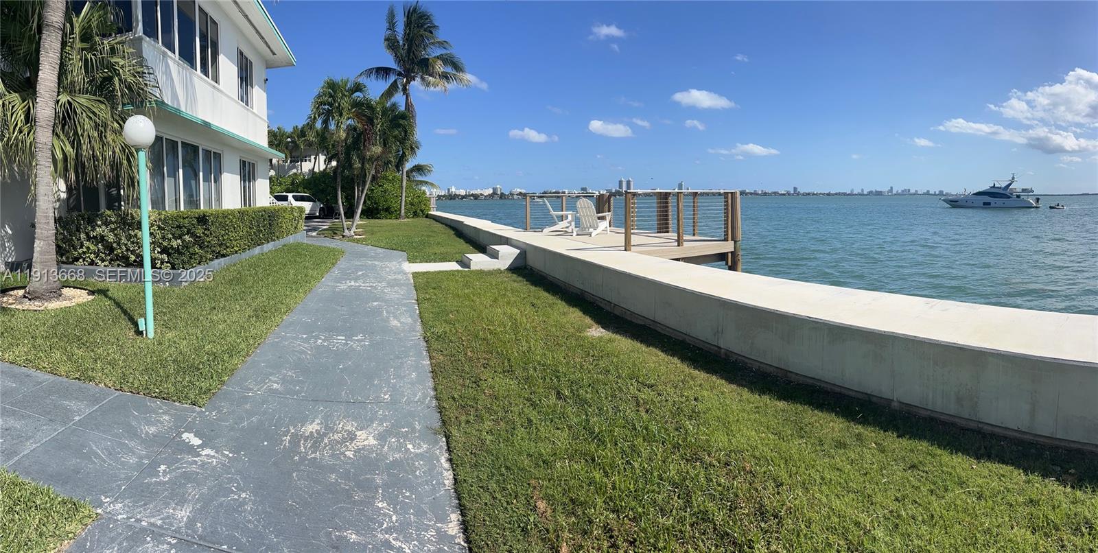 1990 Bay Dr #17 Miami Beach, FL 33141