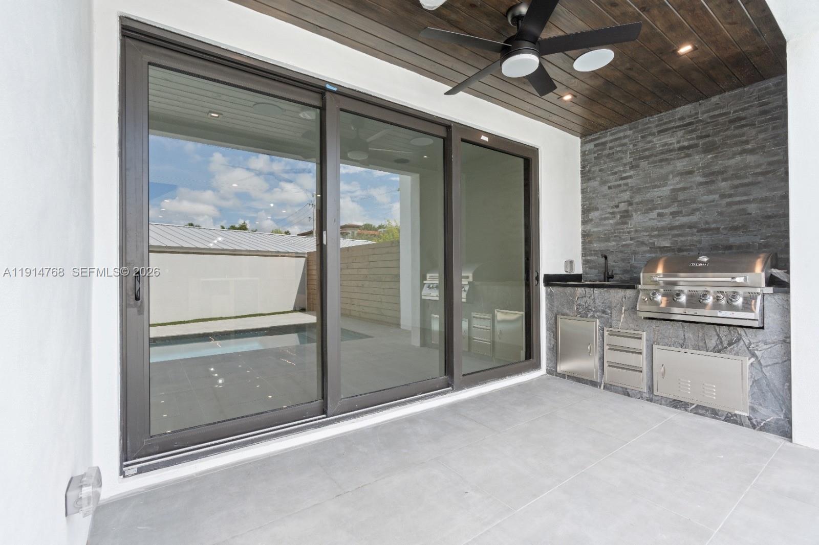 205 NE 17th Ave Fort Lauderdale, FL 33301