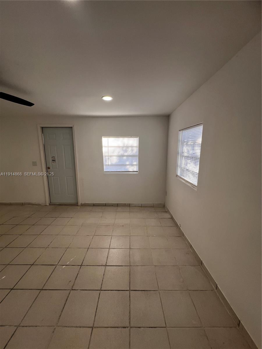 3820 SW 16th St Fort Lauderdale, FL 33312