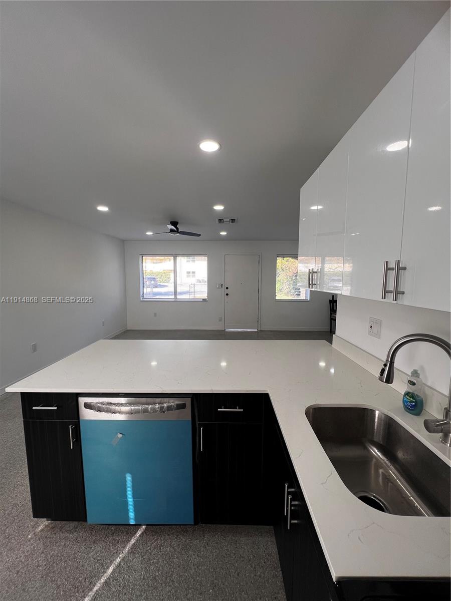 3820 SW 16th St Fort Lauderdale, FL 33312