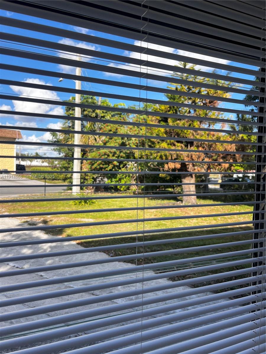 3820 SW 16th St Fort Lauderdale, FL 33312