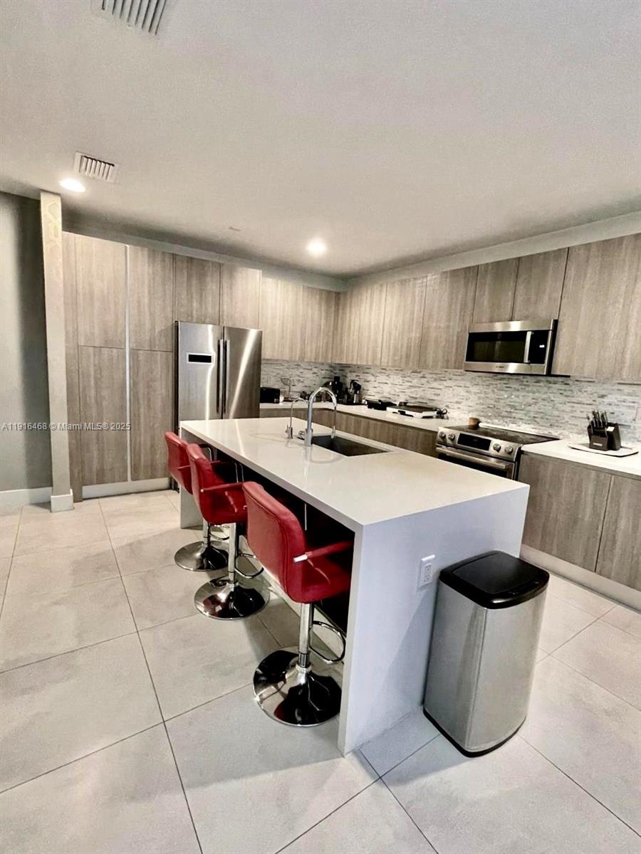 6846 NW 103rd Ave #6846 Doral, FL 33178