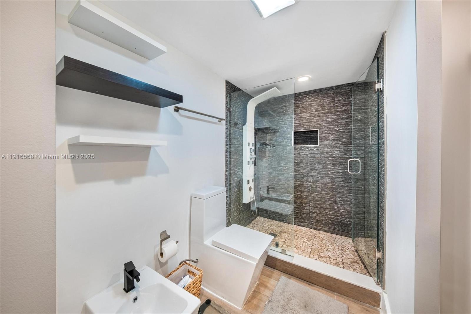 image The Palace Condo Unit C-431