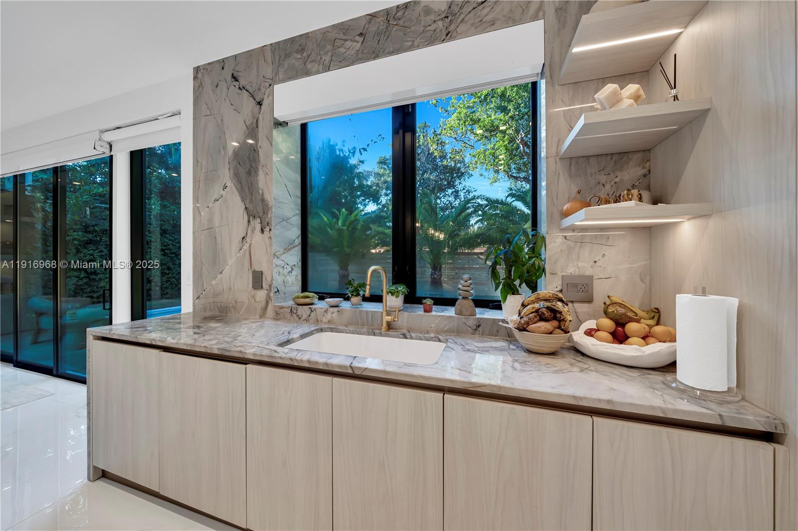 34 SW 26th Rd #N/A Miami, FL 33129