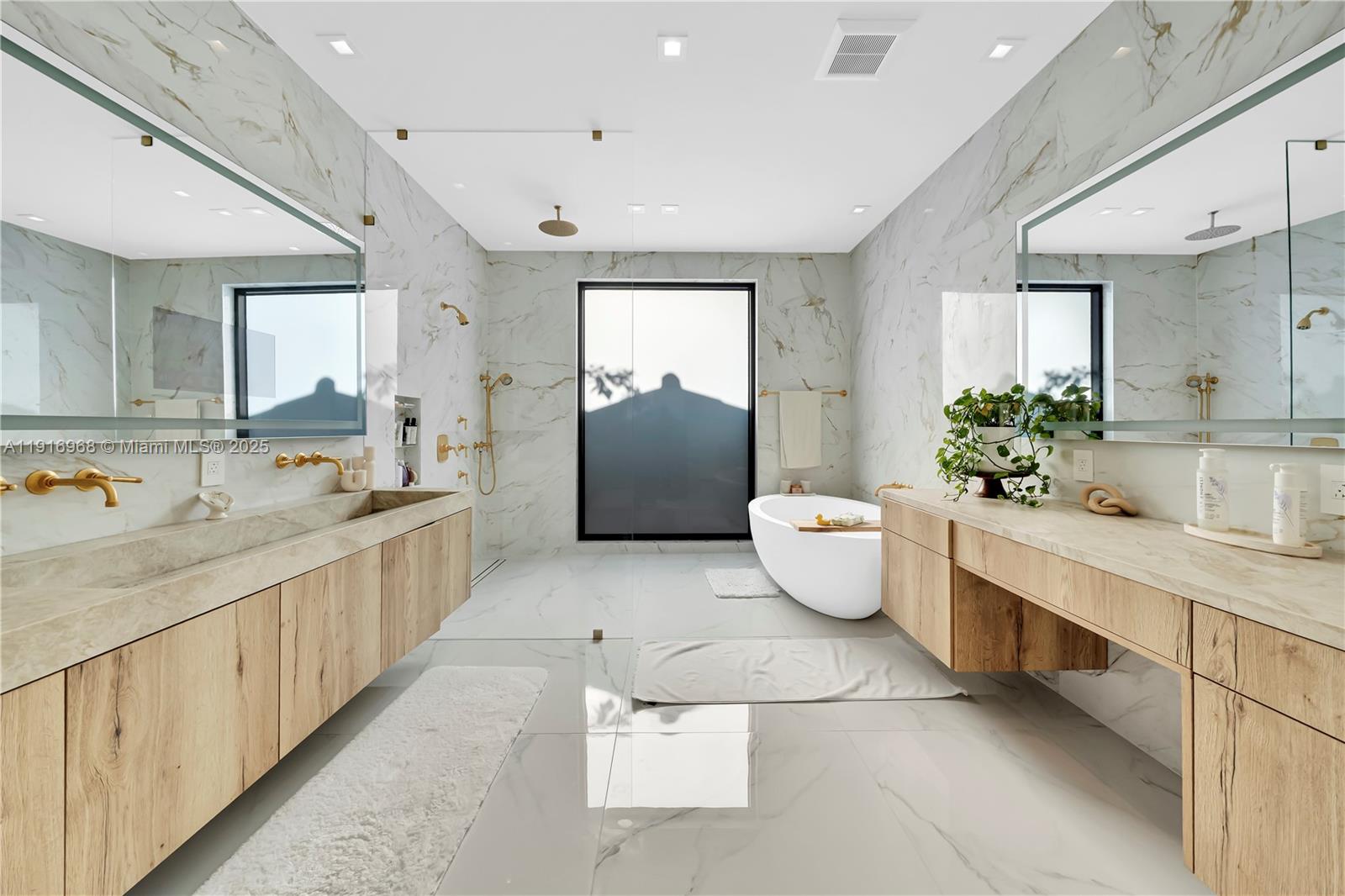 34 SW 26th Rd #N/A Miami, FL 33129