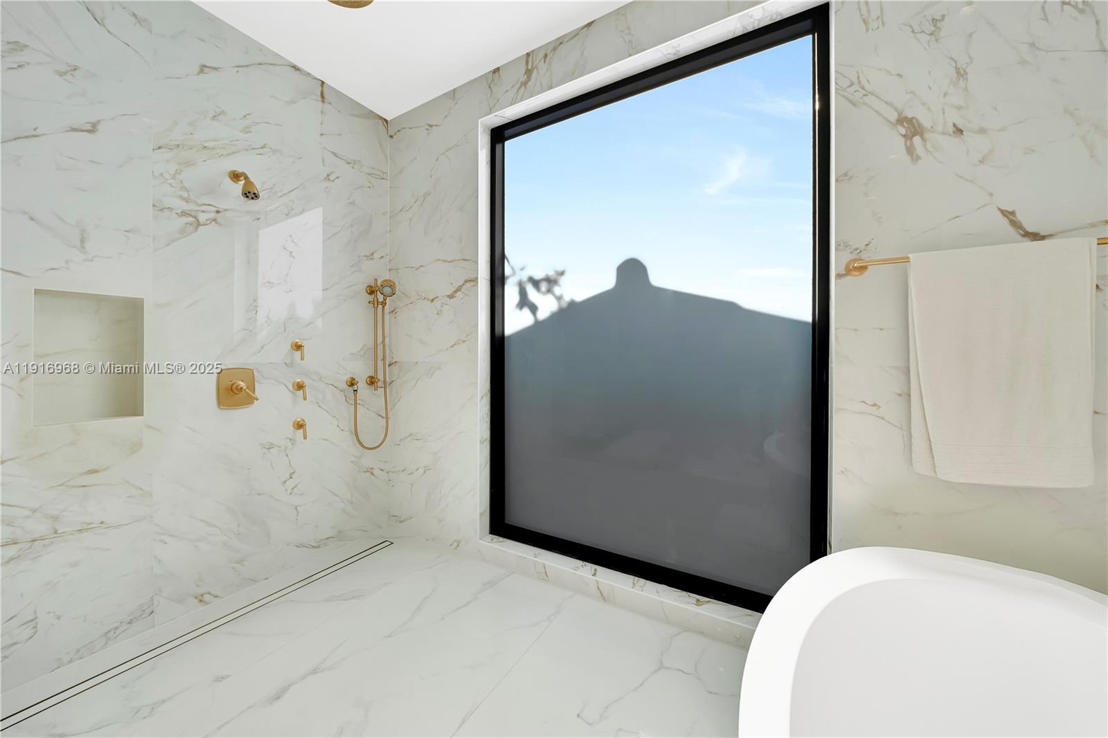 34 SW 26th Rd #N/A Miami, FL 33129