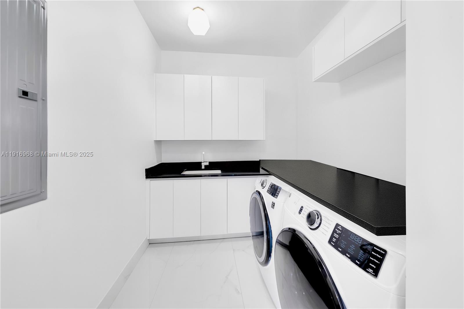 34 SW 26th Rd #N/A Miami, FL 33129