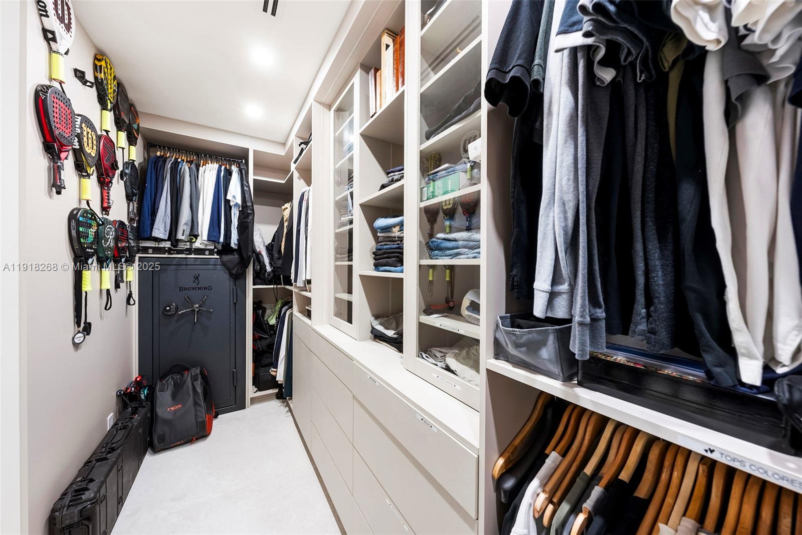 1102 Washington St Hollywood, FL 33019