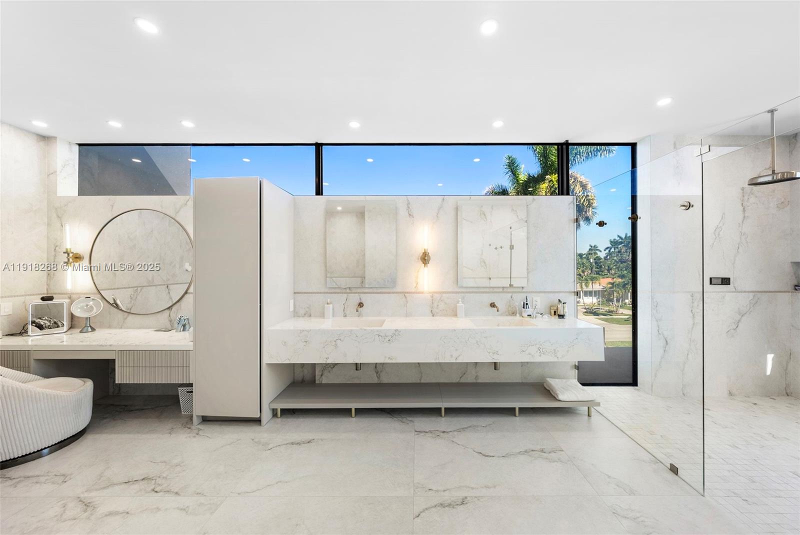 1102 Washington St Hollywood, FL 33019