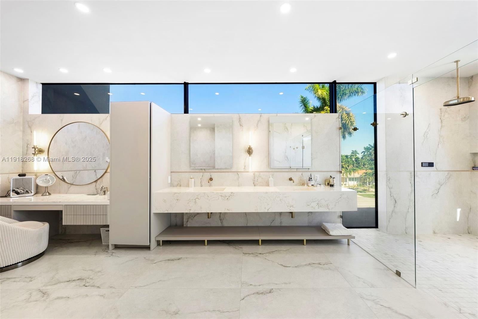 1102 Washington St Hollywood, FL 33019