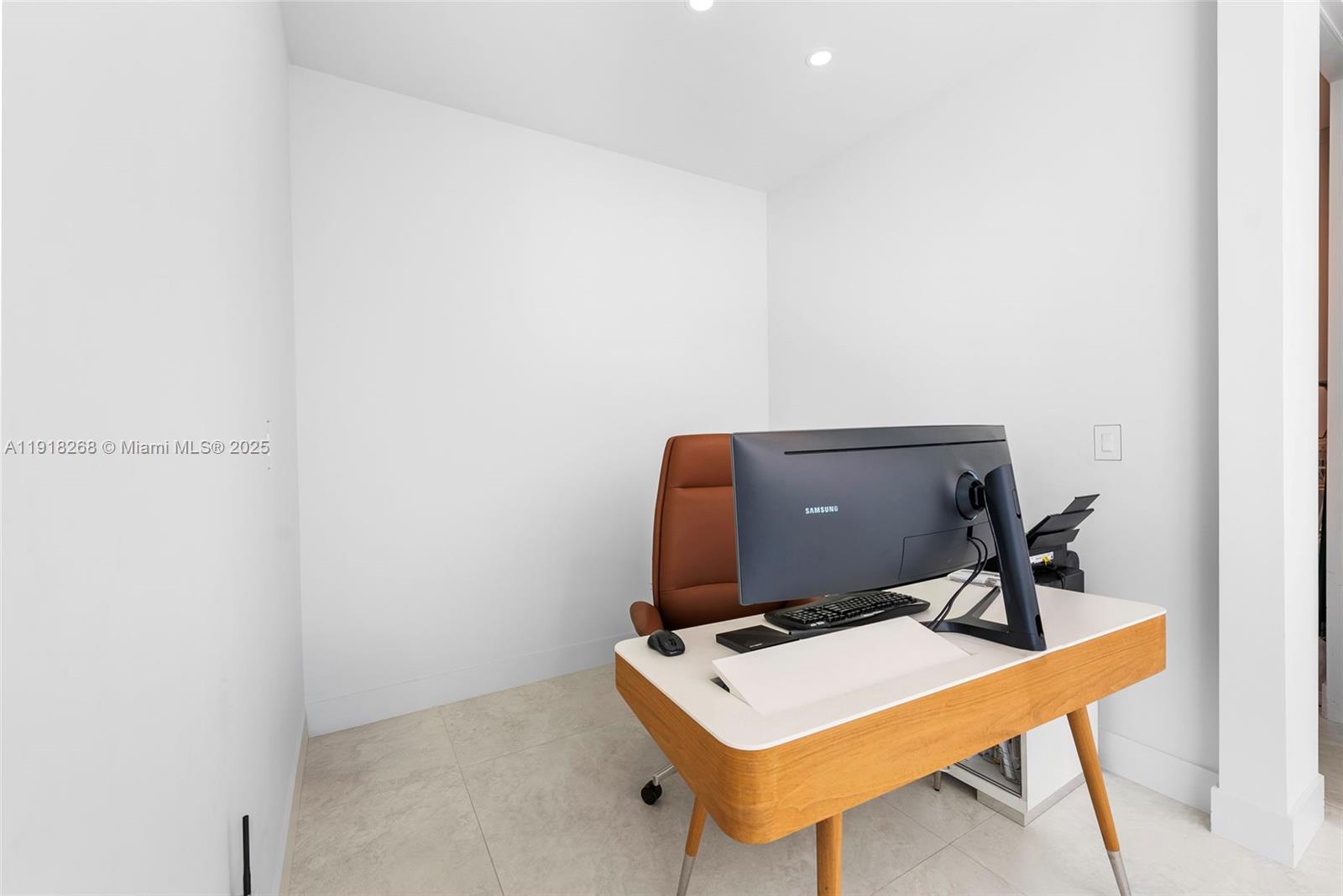 1102 Washington St Hollywood, FL 33019