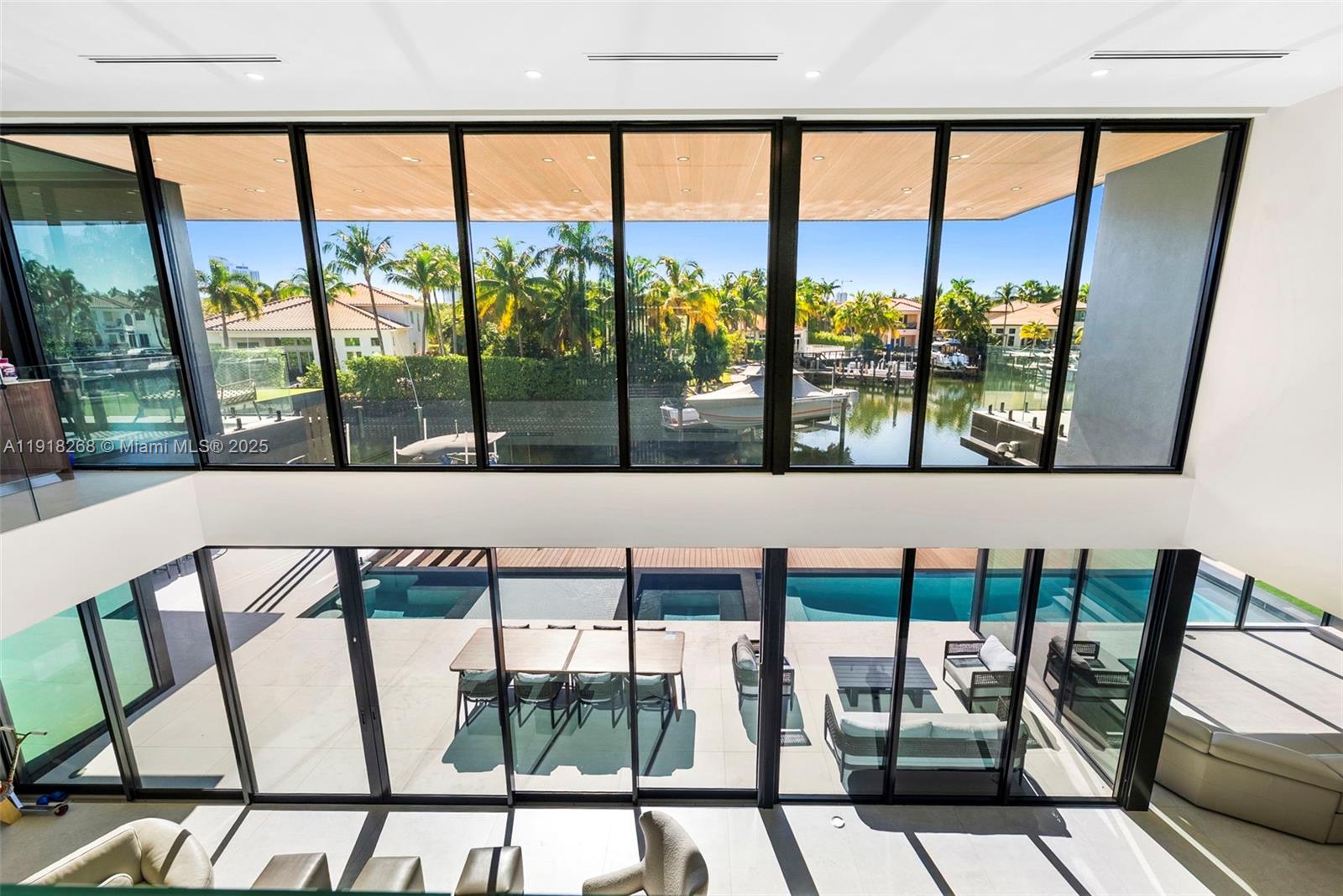 1102 Washington St Hollywood, FL 33019