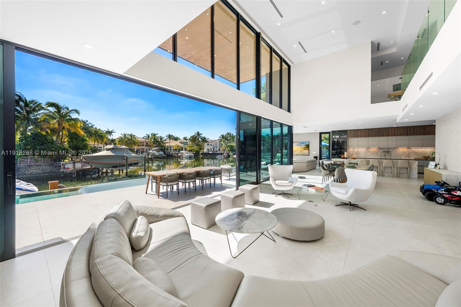 1102 Washington St Hollywood, FL 33019