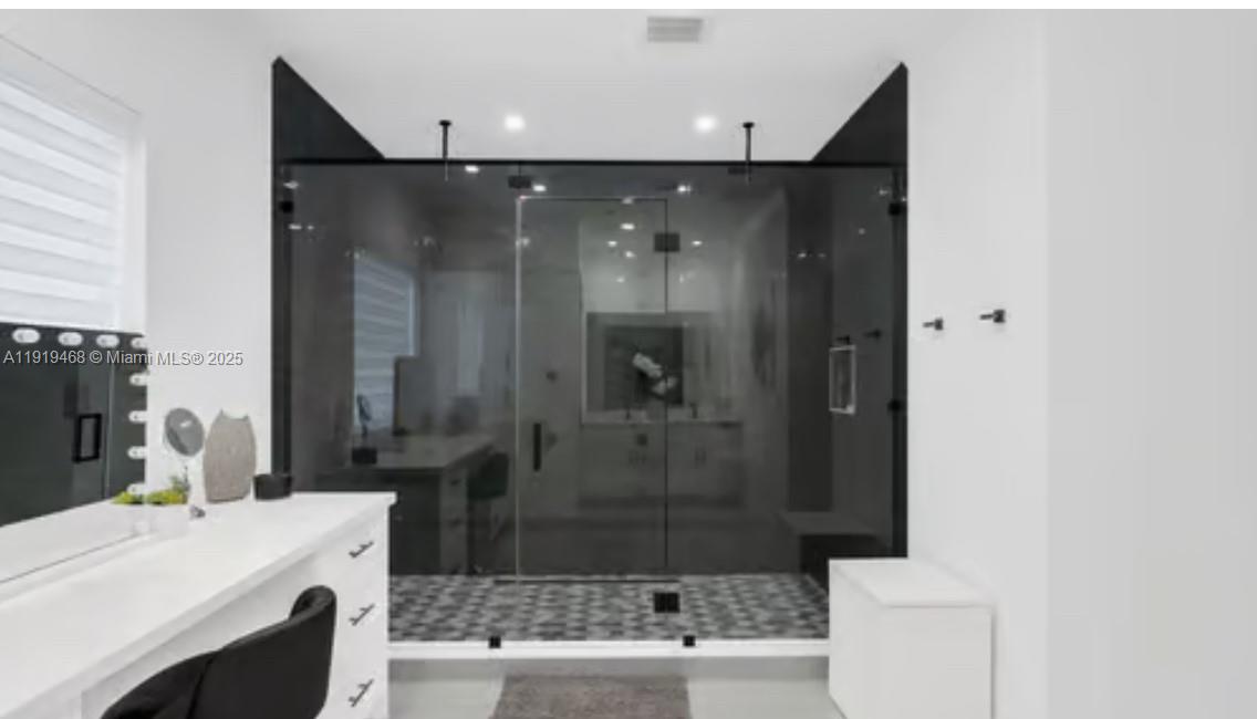 18261 SW 224th St Miami, FL 33170