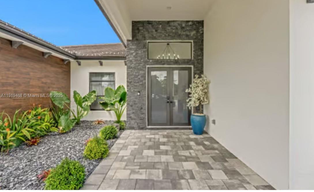 18261 SW 224th St Miami, FL 33170