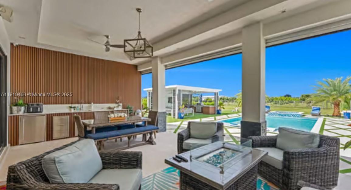 18261 SW 224th St Miami, FL 33170