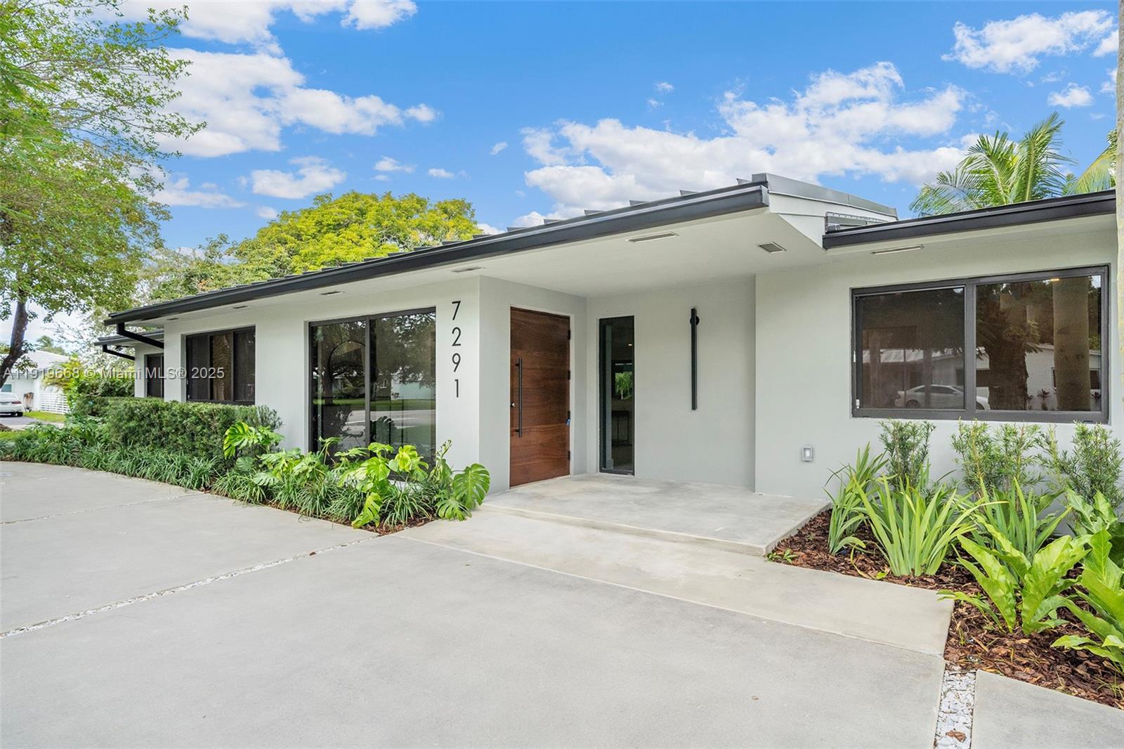 7291 SW 129th St Pinecrest, FL 33156