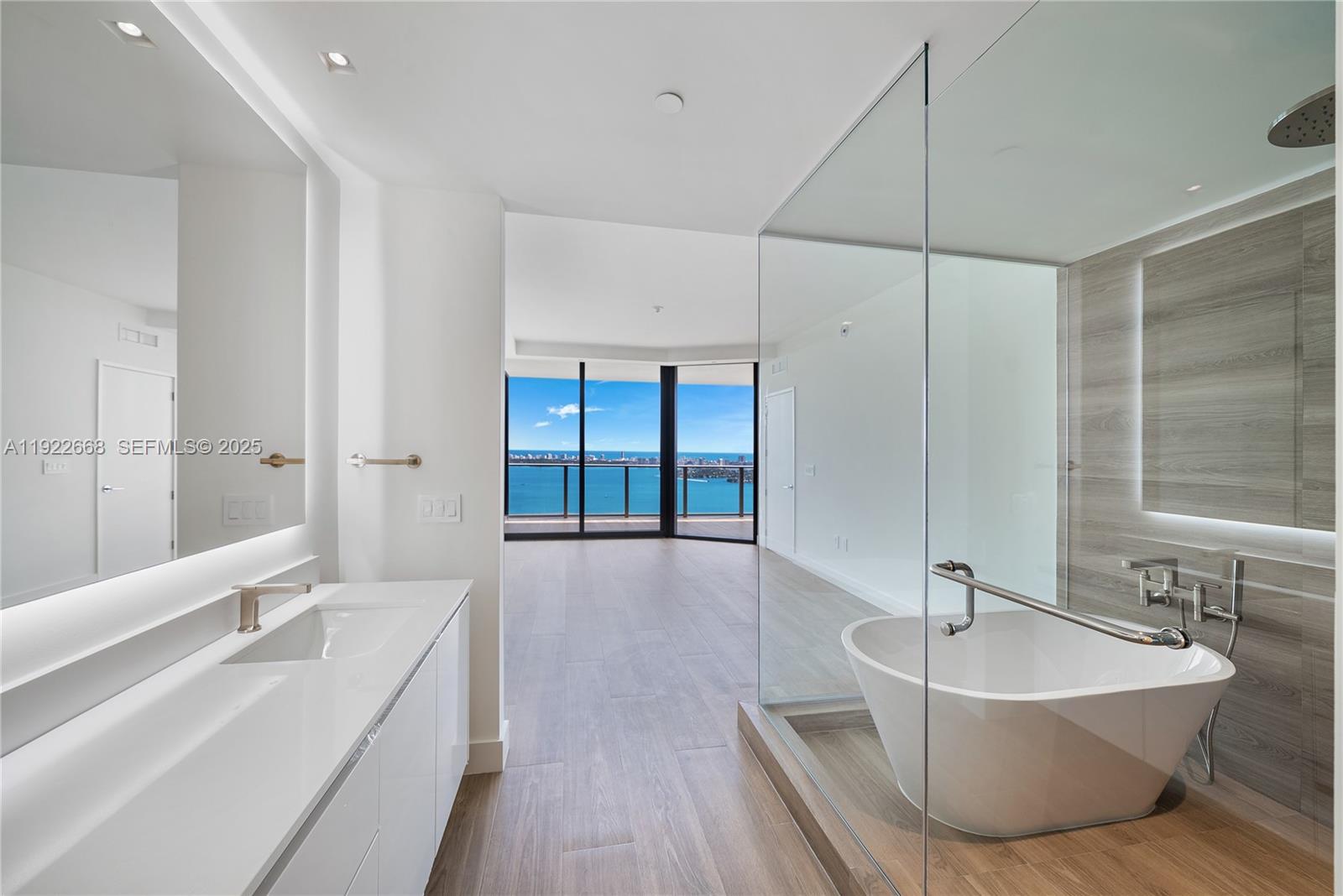 700 NE 24th St #4807 Miami, FL 33137