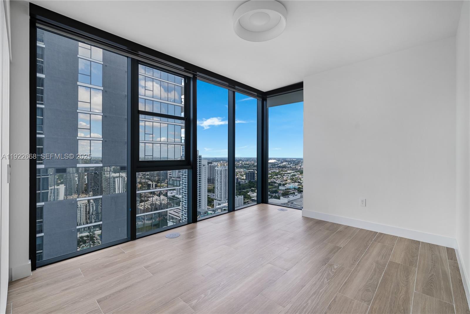 700 NE 24th St #4807 Miami, FL 33137