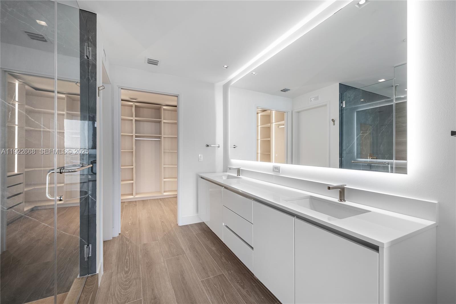 700 NE 24th St #4807 Miami, FL 33137