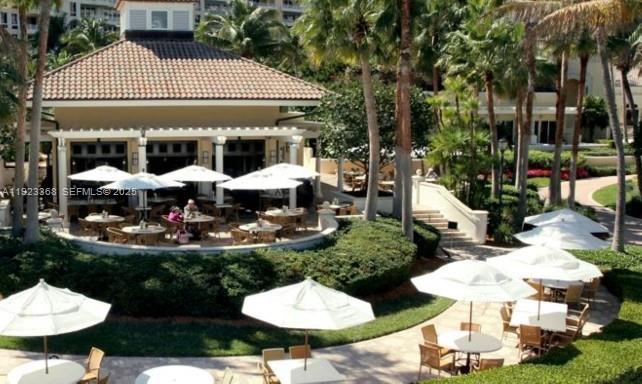 711 Crandon Blvd #401 Key Biscayne, FL 33149