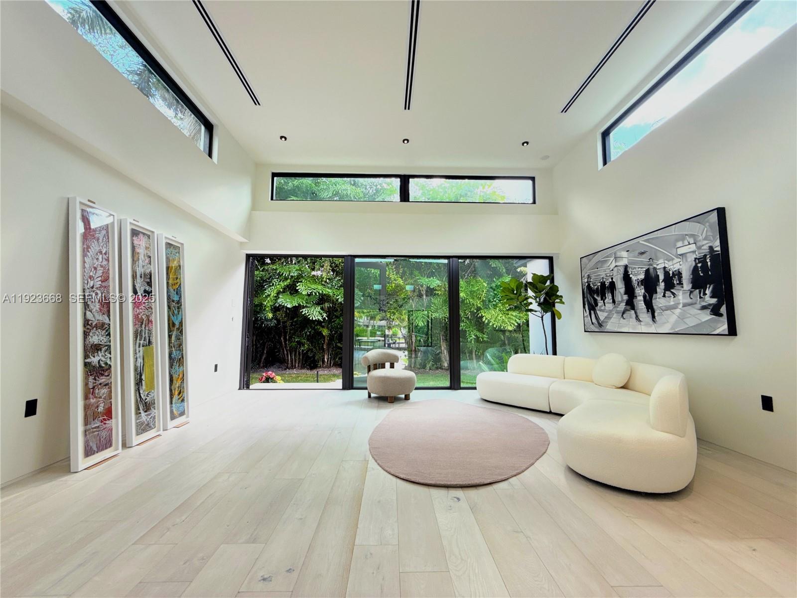 Undisclosed Address Miami, FL 33138