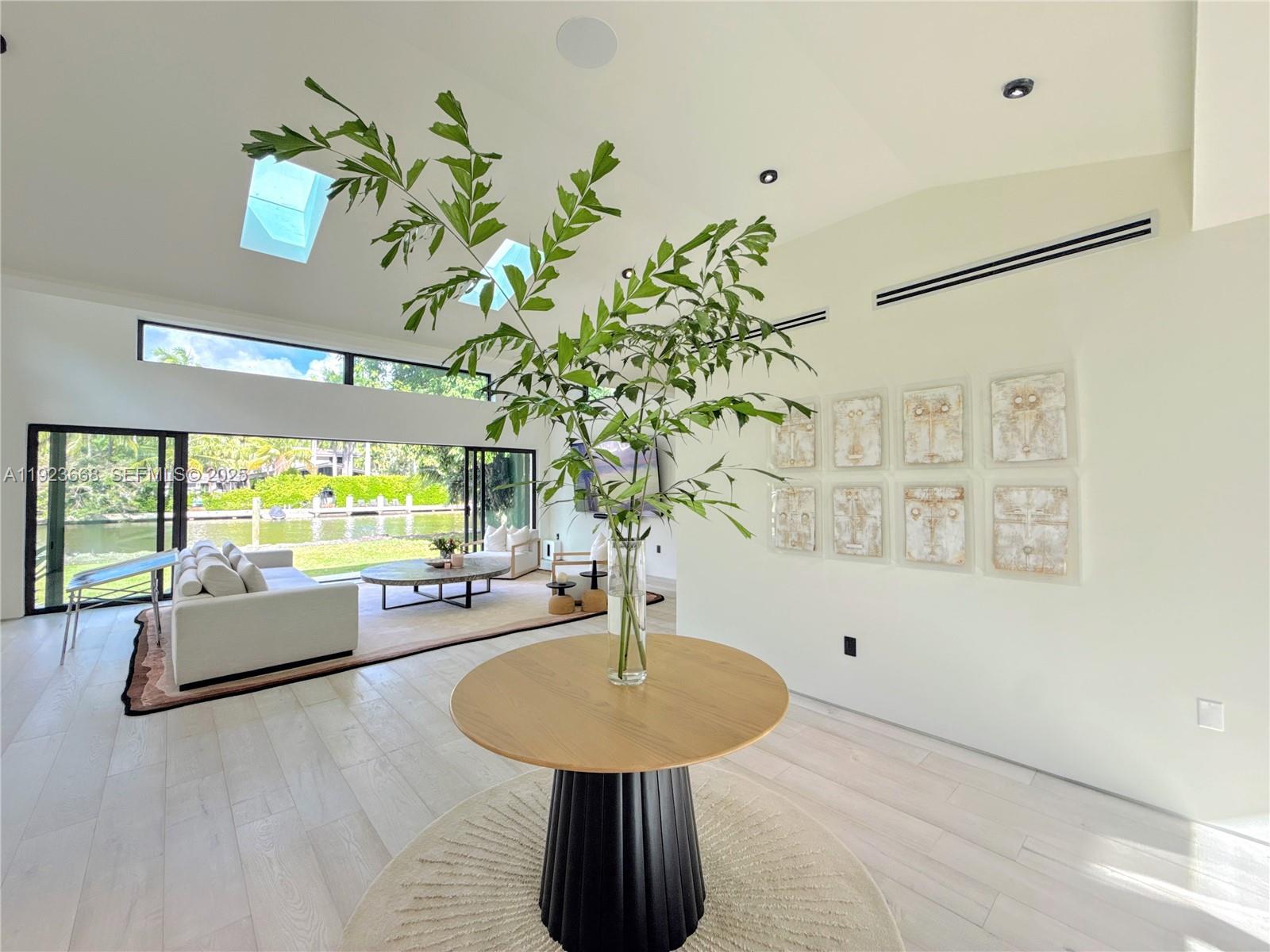 Undisclosed Address Miami, FL 33138