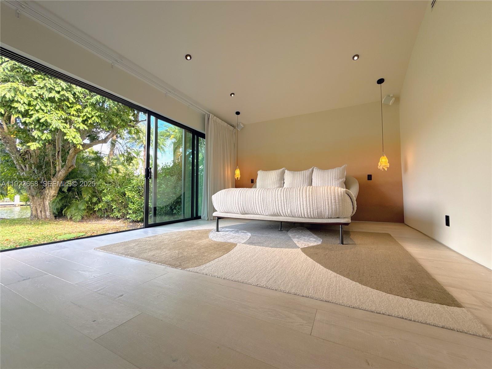 Undisclosed Address Miami, FL 33138