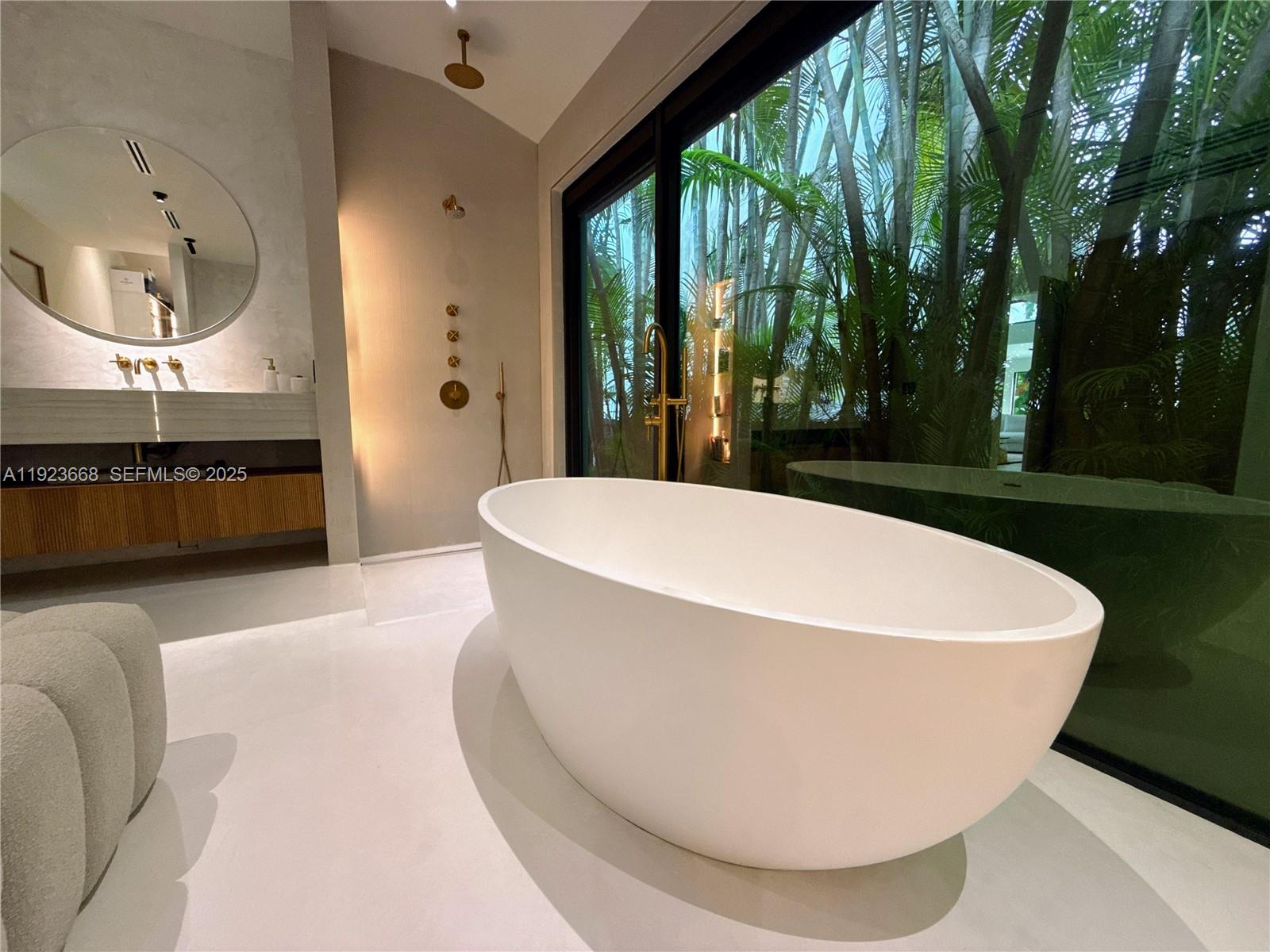 Undisclosed Address Miami, FL 33138