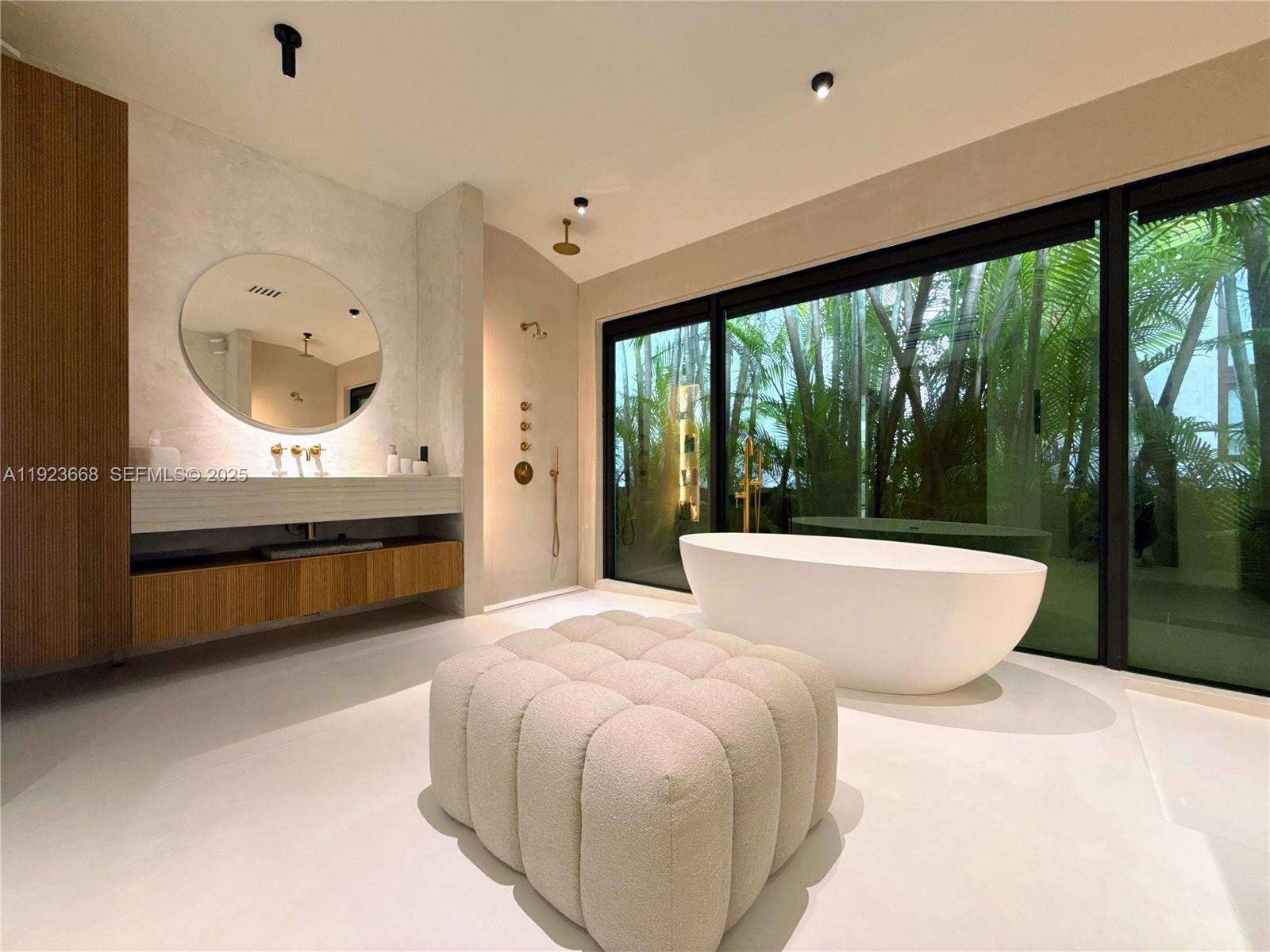 Undisclosed Address Miami, FL 33138